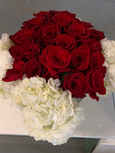 Load image into Gallery viewer, Endless Love Bouquet
